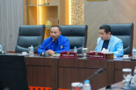 Bendahara Umum DPD KNPI Jakarta Ahmad Wibi Wibawanto (kiri) menyampaikan maksud dan tujuan audiensi