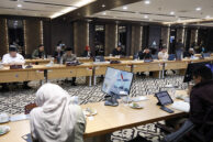 Jajaran Anggota Komisi B menghadiri rapat.