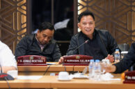 Anggota Komisi B, Nurhasan memberikan masukan.