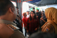 Wakil Ketua DPRD Provinsi DKI Jakarta, Ima Mahdiah berbincang dengan Walikota Jakarta Utara, Uus Kusmanto dan Kepala Dinas Kesehatan Provinsi DKI Jakarta, Ani Ruspitawati.