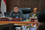 Wakil Ketua Komisi C Sutikno memberikan pandangan