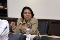 Anggota Pansus BMD Josephine Simanjuntak memberikan tanggapan.