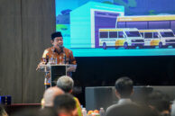 Ketua DPRD DKI Jakarta Khoirudin menyampaikan sambutan