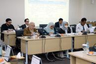 Jajaran Anggota Pansus Ranperda KTR mengikuti rapat