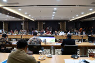 Eksekutif yang hadir dalam rapat kerja.