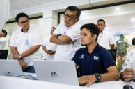 Anggota Bapemperda DPRD Provinsi DKI Jakarta, Mujiyono menyampaikan pertanyaan.