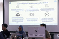 Materi paparan dalam rapat kerja.