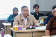 Wakil Ketua DPRD Provinsi DKI Jakarta, Wibi Andrino menyampaikan pandangan.