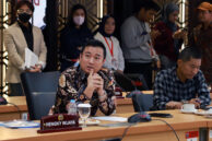 Anggota Komisi B DPRD Provinsi DKI Jakarta, Hengky Wijaya memberikan pendalaman.