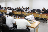 Jajaran Anggota Komisi E mengikuti jalannya rapat kerja.