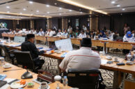 Eksekutif yang hadir dalam rapat kerja Komisi B.