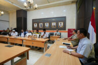 Suasana dialog antara DPRD DKI dengan perwakilan APKLI Perjuangan