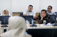 Anggota Komisi D DPRD Provinsi DKI Jakarta, Ali Hakim Lubis (tengah) memberikan masukan.