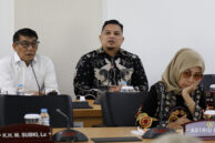 Anggota Pansus Ranperda KTR Ali Lubis menyampaikan permasalahan.