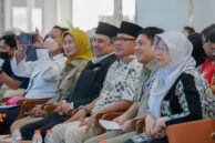 Ketua Komisi E, Muhammad Thamrin bersama Ketua Bapemperda, Abdul Aziz menghadiri acara talkshow