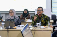 Ketua Subkelompok Peraturan Perundang-Undangan Bidang Kesejahteraan Rakyat Biro Hukum Setda DKI Jakarta, Afifi memberikan penjelasan.