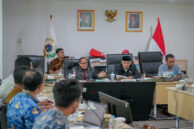 Ketua Pansus Penataan Jaringan Utilitas Husen menyampaikan permasalahan.