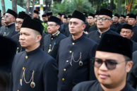 Apartur Sipil Negeri (ASN) Setwan yang dilantik mengikuti jalannya pelantikan.